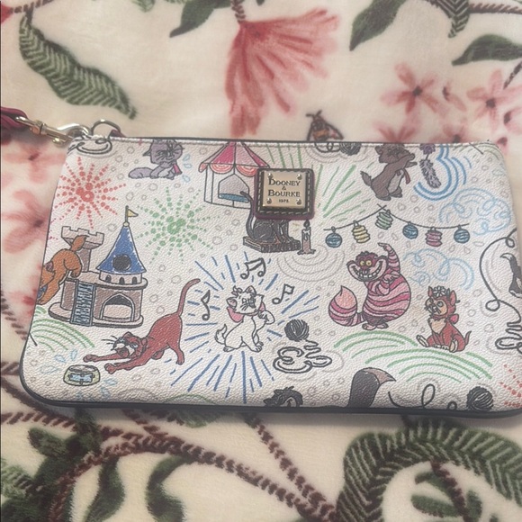 Dooney & Bourke Disney Sketch Wristlet - Picture 2 of 5